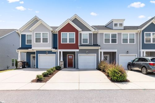 127 Shallons Dr, Greenville, SC, 29609-0981 | Card Image