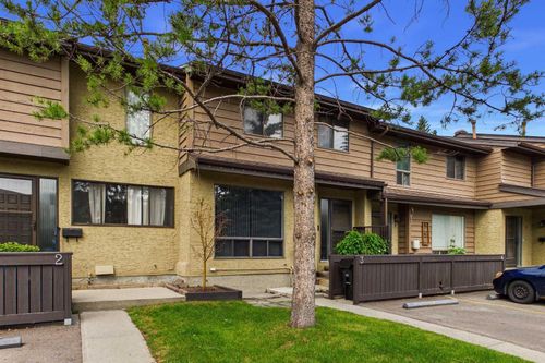 3-2300 Oakmoor Drive Sw, Calgary, AB, T2V4N7 | Card Image