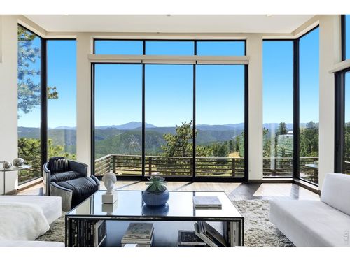 660 S Peak Rd, Boulder, CO, 80302-9268 | Card Image