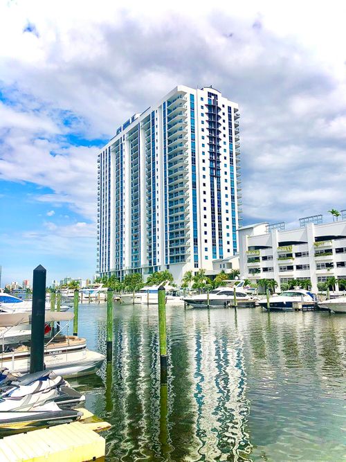 1903-17111 Biscayne Blvd, Aventura, FL, 33160-5097 | Card Image