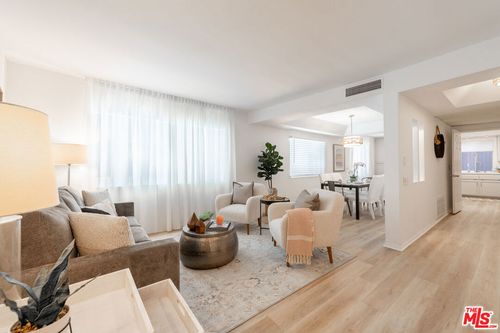 unit-102-13220 Valleyheart Dr, Studio City, CA, 91604-1826 | Card Image