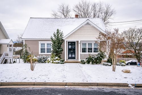 450 Hartman Dr, HARRISONBURG, VA, 22802-5337 | Card Image