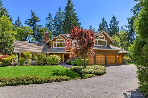 10199 Affirmed Ln Ne, Bainbridge Island, WA, 98110-3529 | Card Image