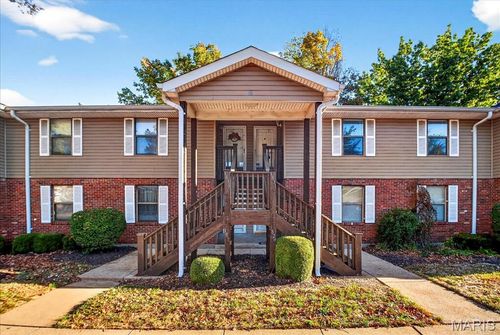 1831 New Sun Ct, Florissant, MO, 63031-9103 | Card Image