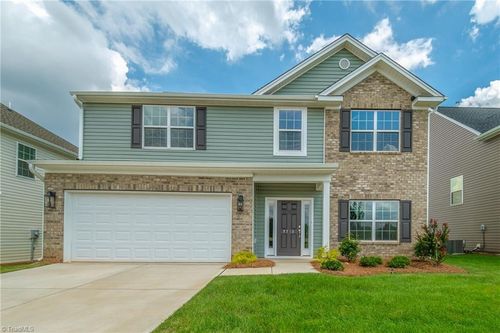 3713 Contimental Sq, Kernersville, NC, 27284-0229 | Card Image