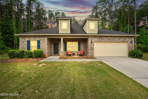 1002 Yorkshire Dr, Griffin, GA, 30223-5984 | Card Image