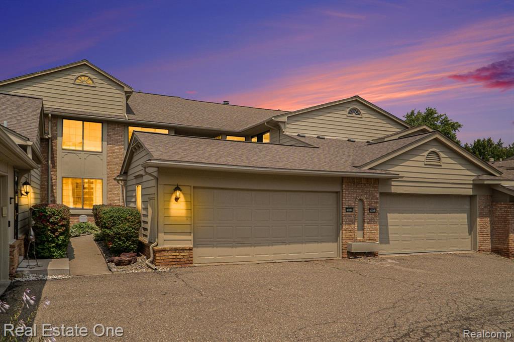 Pebble Ln, West Bloomfield, MI 48322 #1