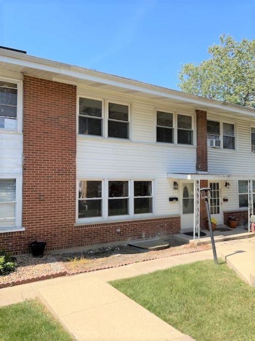 unit-b-553 Lynn Ct, Glendale Heights, IL, 60139-3102 | Card Image