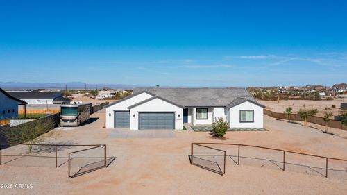 28621 N Thompson Rd, Queen Creek, AZ, 85144-2647 | Card Image