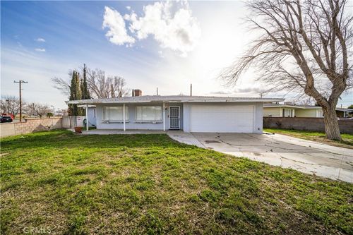 2000 Shasta St, Mojave, CA, 93501-1745 | Card Image