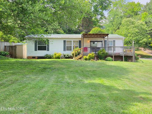 2262 Mentor Rd, Louisville, TN, 37777-4005 | Card Image
