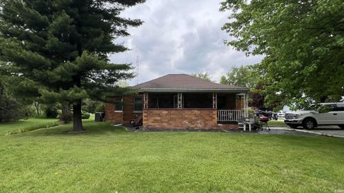 54721 State Road 13, Middlebury, IN, 46540-8950 | Card Image