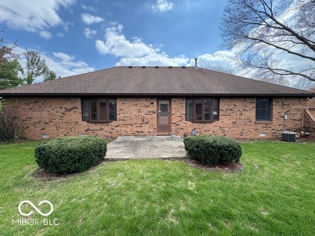 1215 Willow Springs Blvd, Condo with 2 bedrooms, 2 bathrooms and null parking in Brownsburg IN | Image 6