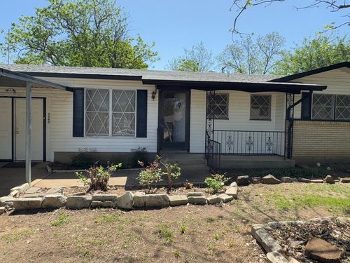 3560 Regal Rd, Fort Worth, TX, 76111-6341 | Card Image