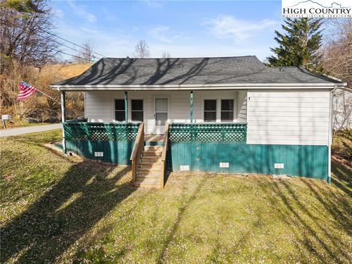 336 Willowdale Church Rd, Vilas, NC, 28692-8961 | Card Image