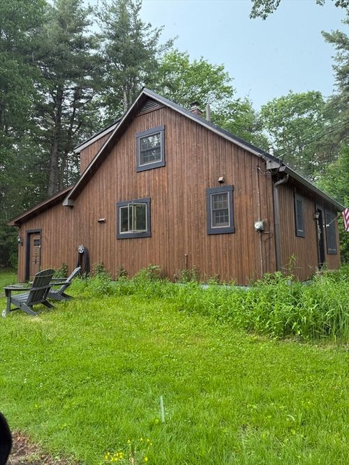 203 Brooks Rd, Templeton, MA, 01468-1492 | Card Image