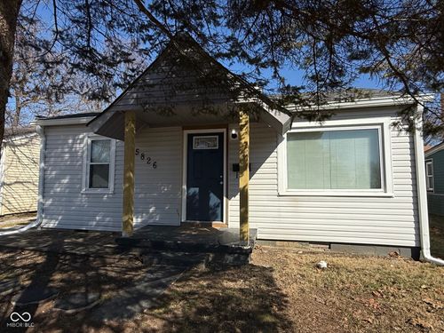 5826 Greenfield Ave, Indianapolis, IN, 46219-8128 | Card Image