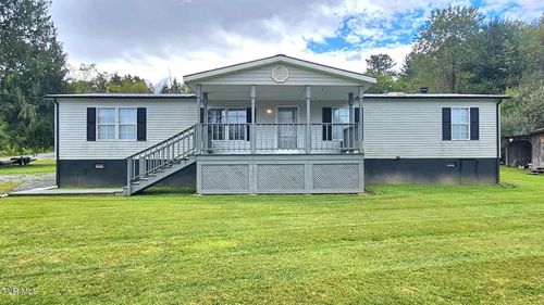 6125 Hodges St, Wise, VA, 24293-4401 | Card Image