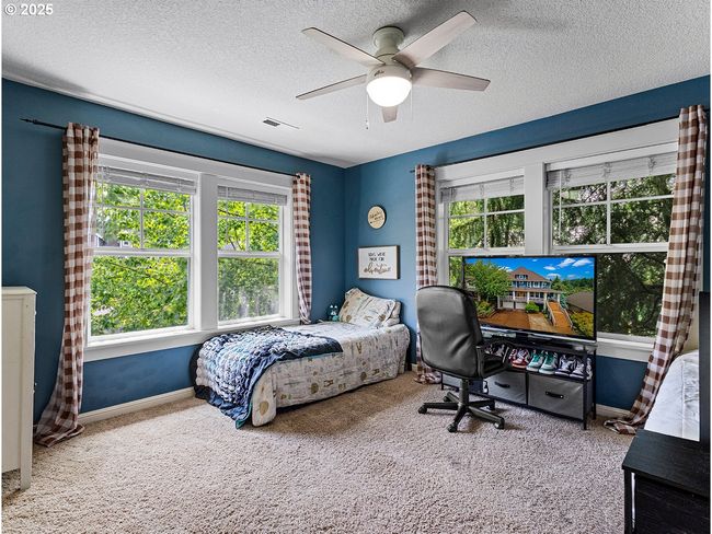 179 Se 46 Th Dr, House other with 4 bedrooms, 4 bathrooms and 2 parking in Gresham OR | Image 26