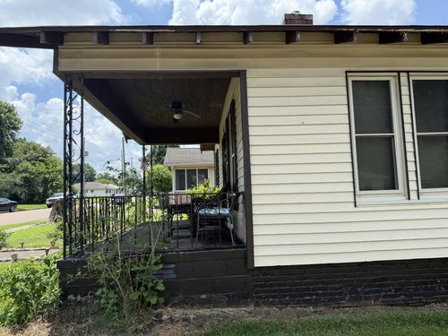 922 N Division St, Union City, TN, 38261-2328 | Card Image