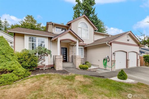 36318 30th Ave S, Federal Way, WA, 98003-7251 | Card Image
