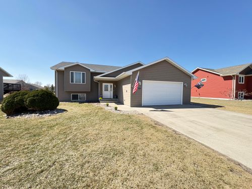 1808 9th Ave S, Brookings, SD, 57006-6610 | Card Image
