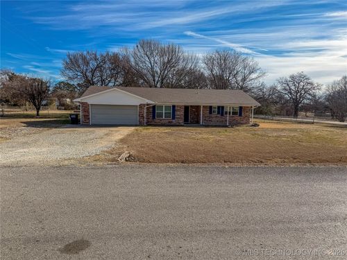 90 Barbara, Lone Grove, OK, 73401 | Card Image