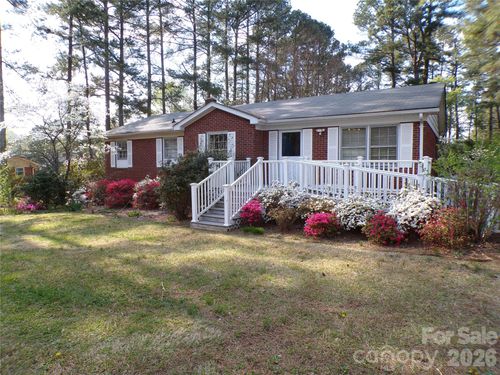 886 Hess Rd, Concord, NC, 28025-8015 | Card Image