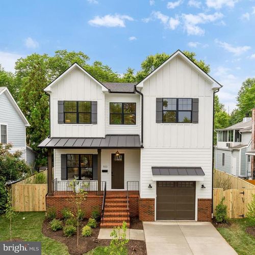 923 17th St S, ARLINGTON, VA, 22202-2601 | Card Image