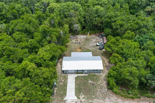 3184 N Edward Island Pt, House other with 2 bedrooms, 1 bathrooms and 1 parking in Hernando FL | Image 37