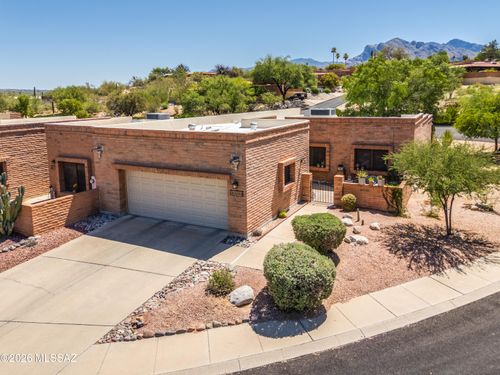 8564 N Candlewood Loop, Tucson, AZ, 85704-0926 | Card Image