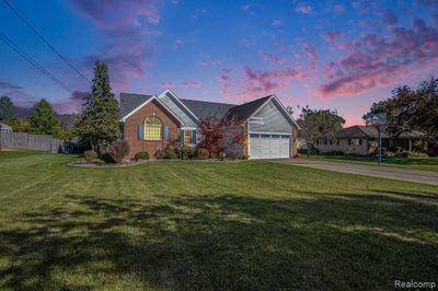 3410 Crandon Drive, Home with 4 bedrooms, 3 bathrooms and null parking in Richfield Twp MI | Image 2