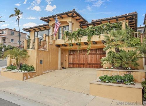1250 Willow St, San Diego, CA, 92106-2558 | Card Image