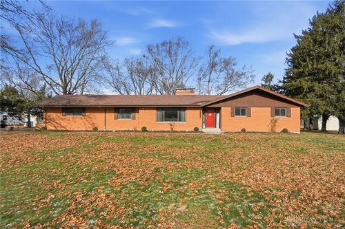 812 W Main St, Eaton, OH, 45320-8504 | Card Image