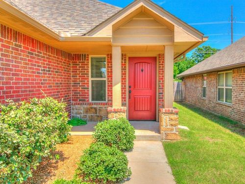 804 Stag Trail, Edmond, OK, 73012 | Card Image