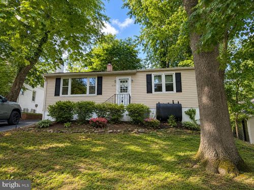 4519 Belmont Ave, BENSALEM, PA, 19020-1042 | Card Image