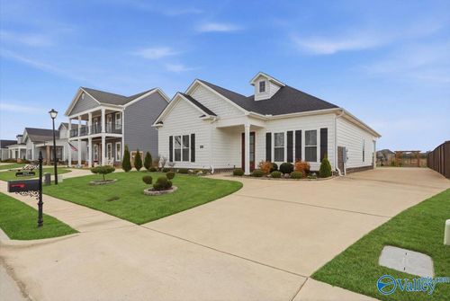 6221 Pembrook Pond Pl Se, Owens Cross Roads, AL, 35763-5021 | Card Image