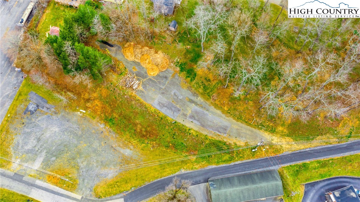 Land in West Jefferson 3