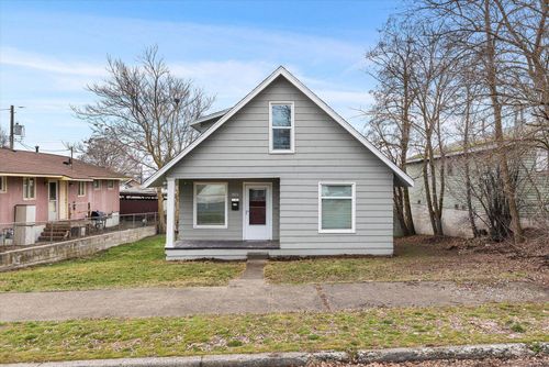 824 E Rockwell Ave, Spokane, WA, 99207-3179 | Card Image