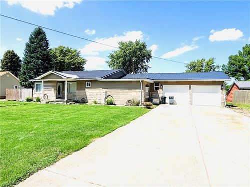 525 Main Street, Wellington, IL, 60973 | Card Image