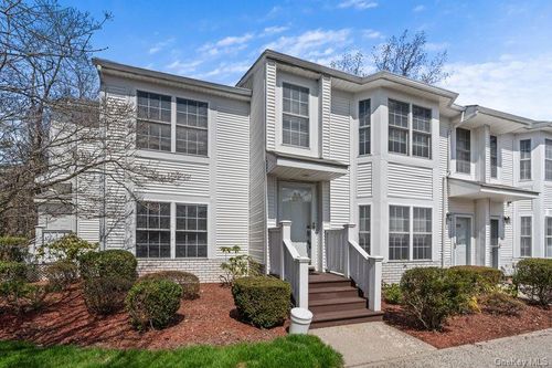 206-355 Old Tarrytown Rd, White Plains, NY, 10603-5626 | Card Image