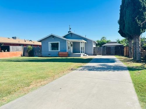 1942 E Olive Way, Dinuba, CA, 93618-2550 | Card Image