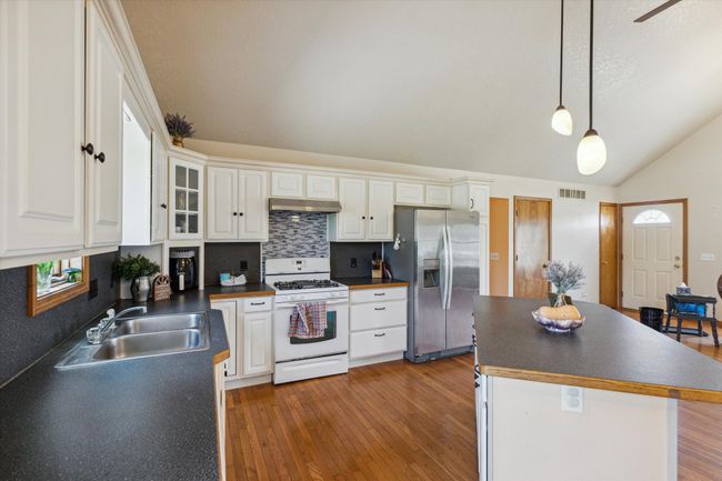 1981 S Gleaner Rd, House other with 3 bedrooms, 2 bathrooms and null parking in Saginaw MI | Image 9