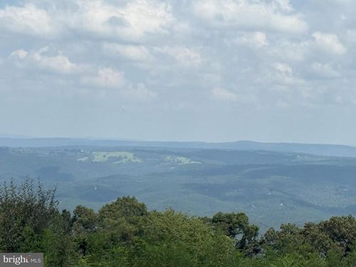 67 Echo Dr, ROMNEY, WV, 26757-7350 | Card Image