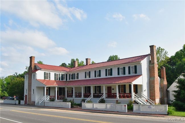 The Barksdale Theatre is just minutes away, enjoy brunch or see a play | Image 42