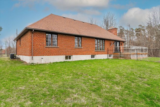 4080 Victoria Rd S, House other with 5 bedrooms, 2 bathrooms and 8 parking in Puslinch ON | Image 46