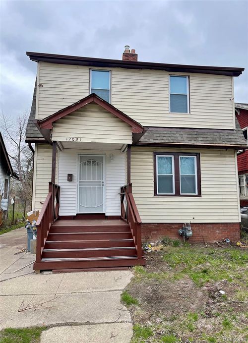 12051 Wilshire Dr, Detroit, MI, 48213-1727 | Card Image