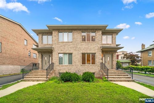 157 English St, Fort Lee, NJ, 07024-6903 | Card Image
