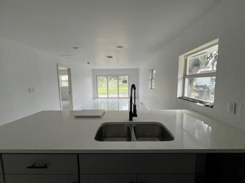 828 S B St, Lake Worth Beach, FL, 33460-4710 | Card Image