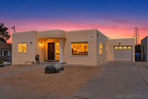 1005 E 2nd St, National City, CA, 91950-1533 | Card Image